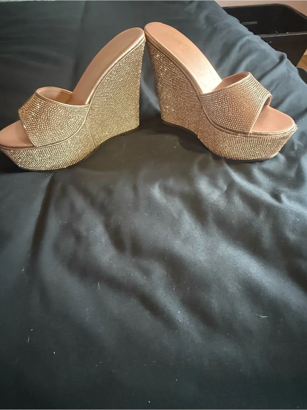 Sparkling Rose Gold Slide Sandals with Rhinestone Band